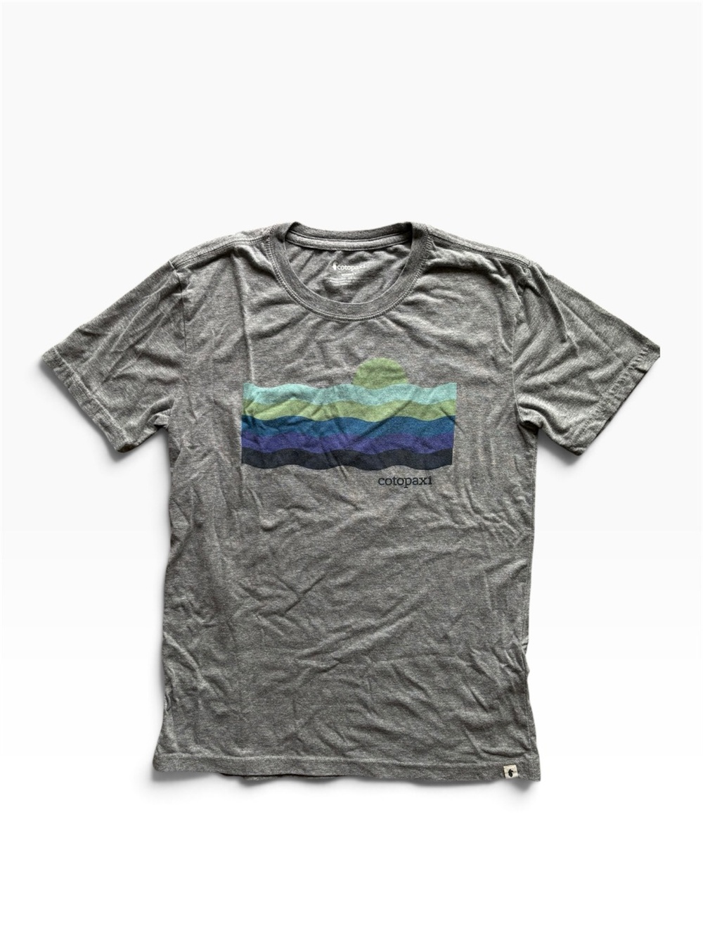 Cotopaxi Disco Wave Grey Women’s Tshirt Sz S Granola Hike Walking Fall Run